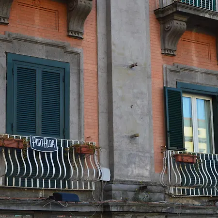 ベッド・アンド・ブレックファスト Portalba Relais 3*